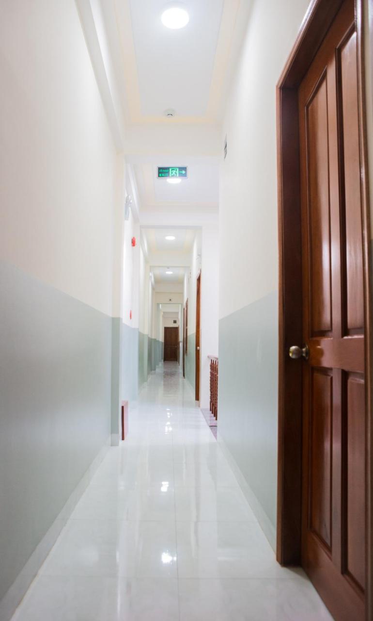 Trieu Hoang Hotel Quy Nhon Exterior photo